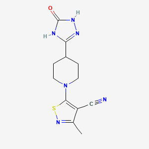 molecular formula C12H14N6OS B7356678 3-Methyl-5-[4-(5-oxo-1,4-dihydro-1,2,4-triazol-3-yl)piperidin-1-yl]-1,2-thiazole-4-carbonitrile 