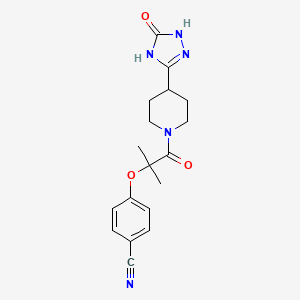 molecular formula C18H21N5O3 B7356935 4-[2-Methyl-1-oxo-1-[4-(5-oxo-1,4-dihydro-1,2,4-triazol-3-yl)piperidin-1-yl]propan-2-yl]oxybenzonitrile 