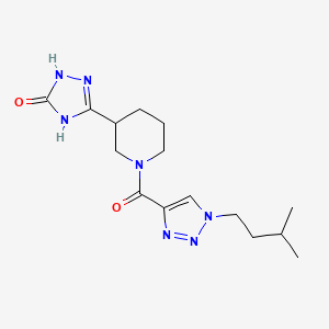 molecular formula C15H23N7O2 B7357609 3-[1-[1-(3-Methylbutyl)triazole-4-carbonyl]piperidin-3-yl]-1,4-dihydro-1,2,4-triazol-5-one 