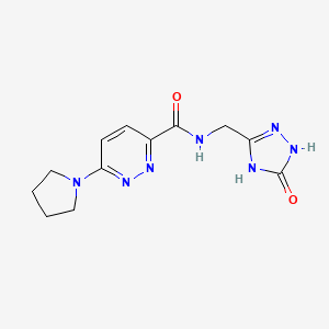 molecular formula C12H15N7O2 B7357956 N-[(5-oxo-1,4-dihydro-1,2,4-triazol-3-yl)methyl]-6-pyrrolidin-1-ylpyridazine-3-carboxamide 