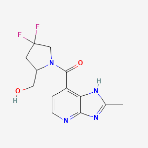 molecular formula C13H14F2N4O2 B7358580 [4,4-difluoro-2-(hydroxymethyl)pyrrolidin-1-yl]-(2-methyl-1H-imidazo[4,5-b]pyridin-7-yl)methanone 