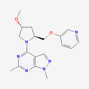 molecular formula C18H22N6O2 B7358600 4-[(2S,4R)-4-methoxy-2-(pyridin-3-yloxymethyl)pyrrolidin-1-yl]-1,6-dimethylpyrazolo[3,4-d]pyrimidine 