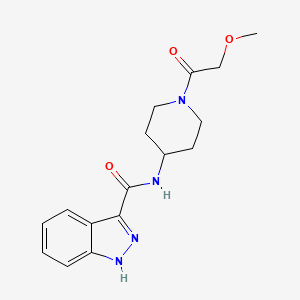 molecular formula C16H20N4O3 B7359374 N-[1-(2-methoxyacetyl)piperidin-4-yl]-1H-indazole-3-carboxamide 