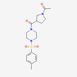 molecular formula C18H25N3O4S B7359702 1-[3-[4-(4-Methylphenyl)sulfonylpiperazine-1-carbonyl]pyrrolidin-1-yl]ethanone 