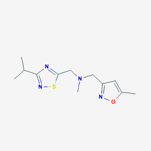 molecular formula C12H18N4OS B7360313 N-methyl-1-(5-methyl-1,2-oxazol-3-yl)-N-[(3-propan-2-yl-1,2,4-thiadiazol-5-yl)methyl]methanamine 
