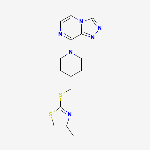 4-Methyl-2-[[1-([1,2,4]triazolo[4,3-a]pyrazin-8-yl)piperidin-4-yl]methylsulfanyl]-1,3-thiazole