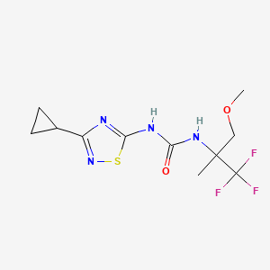 molecular formula C11H15F3N4O2S B7408697 1-(3-Cyclopropyl-1,2,4-thiadiazol-5-yl)-3-(1,1,1-trifluoro-3-methoxy-2-methylpropan-2-yl)urea 