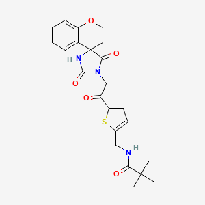 molecular formula C23H25N3O5S B7410341 N-[[5-[2-(2',5'-dioxospiro[2,3-dihydrochromene-4,4'-imidazolidine]-1'-yl)acetyl]thiophen-2-yl]methyl]-2,2-dimethylpropanamide 