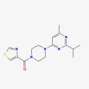 [4-(6-Methyl-2-propan-2-ylpyrimidin-4-yl)piperazin-1-yl]-(1,3-thiazol-4-yl)methanone