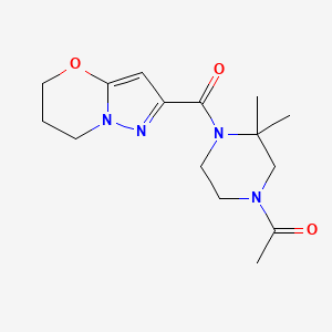 molecular formula C15H22N4O3 B7414232 1-[4-(6,7-dihydro-5H-pyrazolo[5,1-b][1,3]oxazine-2-carbonyl)-3,3-dimethylpiperazin-1-yl]ethanone 