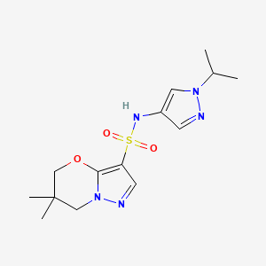 molecular formula C14H21N5O3S B7415972 6,6-dimethyl-N-(1-propan-2-ylpyrazol-4-yl)-5,7-dihydropyrazolo[5,1-b][1,3]oxazine-3-sulfonamide 