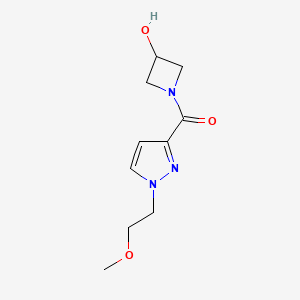 (3-Hydroxyazetidin-1-yl)-[1-(2-methoxyethyl)pyrazol-3-yl]methanone