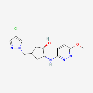 molecular formula C14H18ClN5O2 B7439908 (1R,2R)-4-[(4-chloropyrazol-1-yl)methyl]-2-[(6-methoxypyridazin-3-yl)amino]cyclopentan-1-ol 