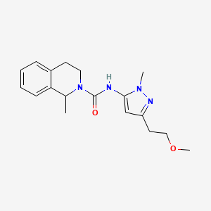 molecular formula C18H24N4O2 B7442681 N-[5-(2-methoxyethyl)-2-methylpyrazol-3-yl]-1-methyl-3,4-dihydro-1H-isoquinoline-2-carboxamide 