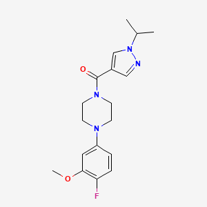 molecular formula C18H23FN4O2 B7443496 [4-(4-Fluoro-3-methoxyphenyl)piperazin-1-yl]-(1-propan-2-ylpyrazol-4-yl)methanone 