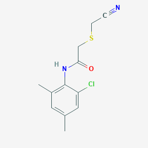 molecular formula C12H13ClN2OS B7455995 N-(2-chloro-4,6-dimethylphenyl)-2-(cyanomethylsulfanyl)acetamide 