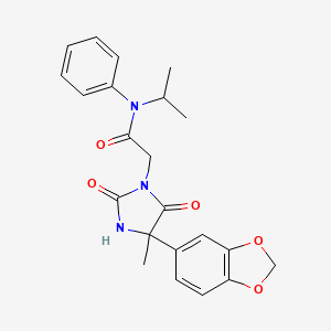 molecular formula C22H23N3O5 B7532770 2-[4-(1,3-benzodioxol-5-yl)-4-methyl-2,5-dioxoimidazolidin-1-yl]-N-phenyl-N-propan-2-ylacetamide 