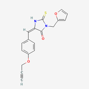 (5E)-3-(furan-2-ylmethyl)-5-[(4-prop-2-ynoxyphenyl)methylidene]-2-sulfanylideneimidazolidin-4-one