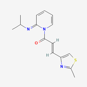 molecular formula C15H17N3OS B7546580 (E)-3-(2-methyl-1,3-thiazol-4-yl)-1-(2-propan-2-yliminopyridin-1-yl)prop-2-en-1-one 