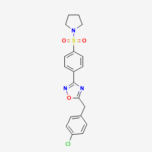 molecular formula C19H18ClN3O3S B7548217 5-(4-Chlorobenzyl)-3-[4-(pyrrolidin-1-ylsulfonyl)phenyl]-1,2,4-oxadiazole 