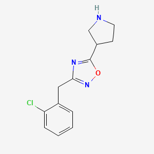 molecular formula C13H14ClN3O B7560107 3-[(2-Chlorophenyl)methyl]-5-pyrrolidin-3-yl-1,2,4-oxadiazole 