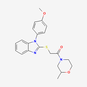 2-[1-(4-Methoxyphenyl)benzimidazol-2-yl]sulfanyl-1-(2-methylmorpholin-4-yl)ethanone