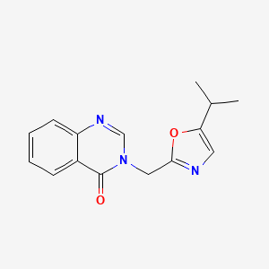 molecular formula C15H15N3O2 B7562907 3-[(5-Propan-2-yl-1,3-oxazol-2-yl)methyl]quinazolin-4-one 