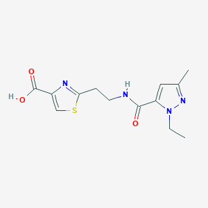 molecular formula C13H16N4O3S B7580074 2-[2-[(2-Ethyl-5-methylpyrazole-3-carbonyl)amino]ethyl]-1,3-thiazole-4-carboxylic acid 