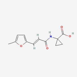 1-[[(E)-3-(5-methylfuran-2-yl)prop-2-enoyl]amino]cyclopropane-1-carboxylic acid