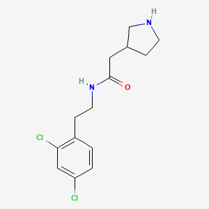 molecular formula C14H18Cl2N2O B7582323 N-[2-(2,4-dichlorophenyl)ethyl]-2-pyrrolidin-3-ylacetamide 