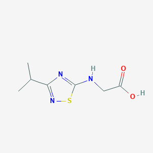 molecular formula C7H11N3O2S B7589736 2-[(3-Propan-2-yl-1,2,4-thiadiazol-5-yl)amino]acetic acid 