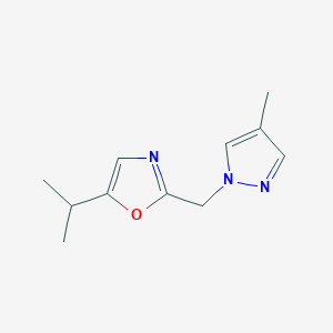 molecular formula C11H15N3O B7591813 2-[(4-Methylpyrazol-1-yl)methyl]-5-propan-2-yl-1,3-oxazole 