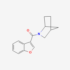 molecular formula C15H15NO2 B7596390 2-Azabicyclo[2.2.1]heptan-2-yl(1-benzofuran-3-yl)methanone 