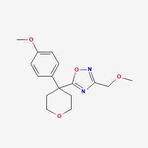 3-(Methoxymethyl)-5-[4-(4-methoxyphenyl)oxan-4-yl]-1,2,4-oxadiazole