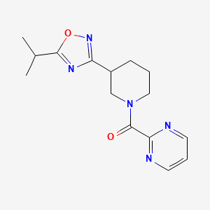 molecular formula C15H19N5O2 B7599496 [3-(5-Propan-2-yl-1,2,4-oxadiazol-3-yl)piperidin-1-yl]-pyrimidin-2-ylmethanone 