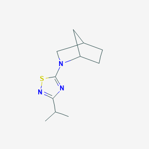 5-(2-Azabicyclo[2.2.1]heptan-2-yl)-3-propan-2-yl-1,2,4-thiadiazole