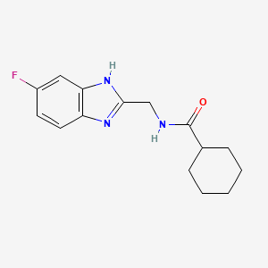 molecular formula C15H18FN3O B7609522 N-[(6-fluoro-1H-benzimidazol-2-yl)methyl]cyclohexanecarboxamide 