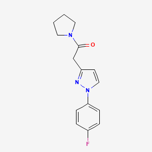 2-[1-(4-Fluorophenyl)pyrazol-3-yl]-1-pyrrolidin-1-ylethanone