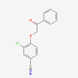 molecular formula C15H10ClNO2 B7637326 3-Chloro-4-phenacyloxybenzonitrile 