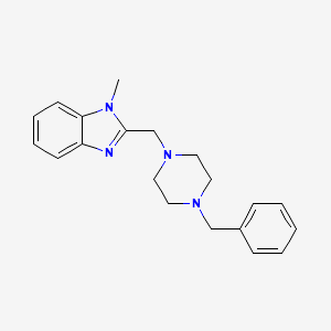 molecular formula C20H24N4 B7638065 2-[(4-benzylpiperazin-1-yl)methyl]-1-methyl-1H-benzimidazole 