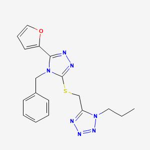 molecular formula C18H19N7OS B7638348 5-[[4-Benzyl-5-(furan-2-yl)-1,2,4-triazol-3-yl]sulfanylmethyl]-1-propyltetrazole 