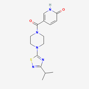 molecular formula C15H19N5O2S B7642750 5-[4-(3-propan-2-yl-1,2,4-thiadiazol-5-yl)piperazine-1-carbonyl]-1H-pyridin-2-one 