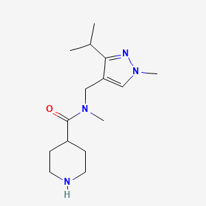 molecular formula C15H26N4O B7642846 N-methyl-N-[(1-methyl-3-propan-2-ylpyrazol-4-yl)methyl]piperidine-4-carboxamide 