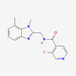 molecular formula C16H15FN4O B7653036 N-[(1,7-dimethylbenzimidazol-2-yl)methyl]-3-fluoropyridine-4-carboxamide 