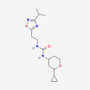 1-(2-Cyclopropyloxan-4-yl)-3-[2-(3-propan-2-yl-1,2,4-oxadiazol-5-yl)ethyl]urea