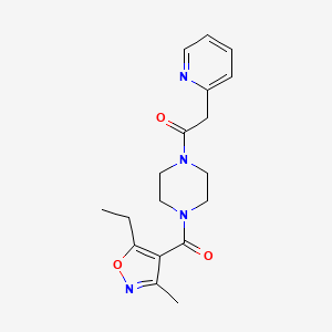 molecular formula C18H22N4O3 B7661988 1-[4-(5-Ethyl-3-methyl-1,2-oxazole-4-carbonyl)piperazin-1-yl]-2-pyridin-2-ylethanone 