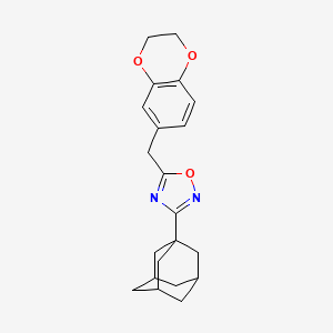 molecular formula C21H24N2O3 B7668701 3-(1-Adamantyl)-5-(2,3-dihydro-1,4-benzodioxin-6-ylmethyl)-1,2,4-oxadiazole 