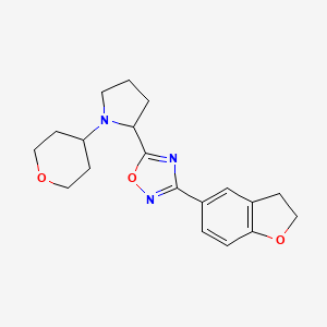 molecular formula C19H23N3O3 B7670367 3-(2,3-Dihydro-1-benzofuran-5-yl)-5-[1-(oxan-4-yl)pyrrolidin-2-yl]-1,2,4-oxadiazole 