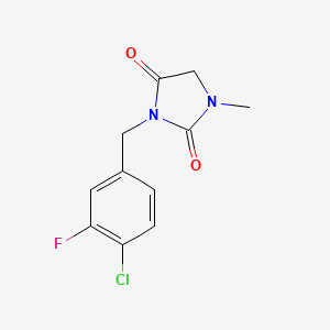 molecular formula C11H10ClFN2O2 B7672622 3-[(4-Chloro-3-fluorophenyl)methyl]-1-methylimidazolidine-2,4-dione 