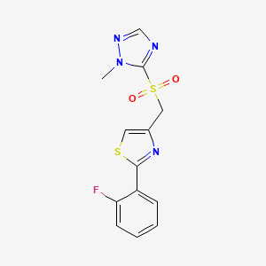 molecular formula C13H11FN4O2S2 B7677971 2-(2-Fluorophenyl)-4-[(2-methyl-1,2,4-triazol-3-yl)sulfonylmethyl]-1,3-thiazole 